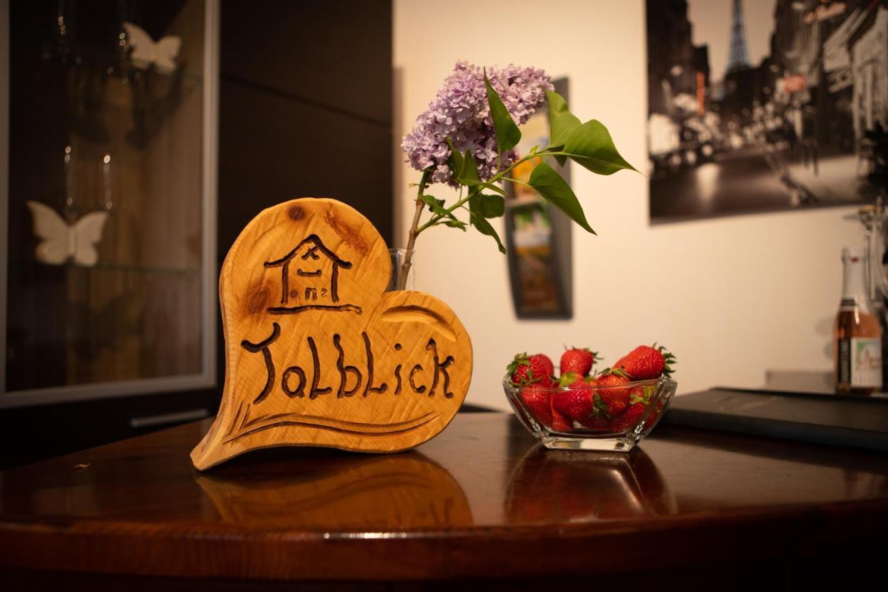 フロイデンシュタットHaus Talblickアパートメント エクステリア 写真